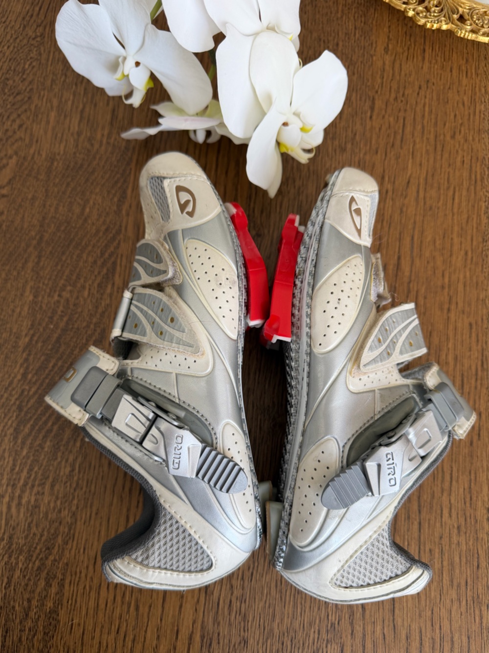 Giro Women's Road Cycling Shoes in Silver and White with Red Delta Cleats